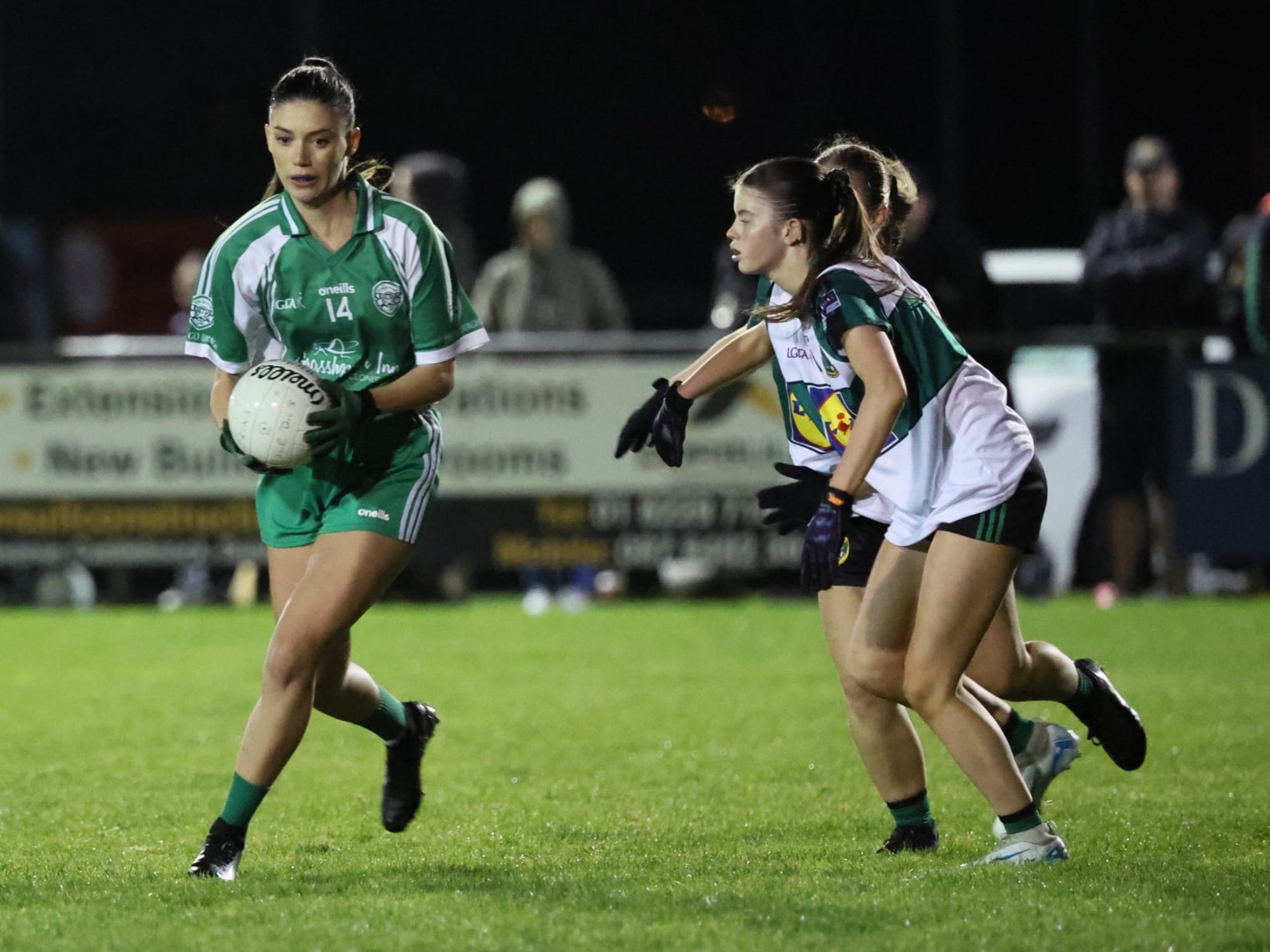 Action from the Go Ahead Ireland Junior I final Erins Isle vs Erin Go Bragh. Sept 3rd 2025. Credit Maurice Grehan. Image
