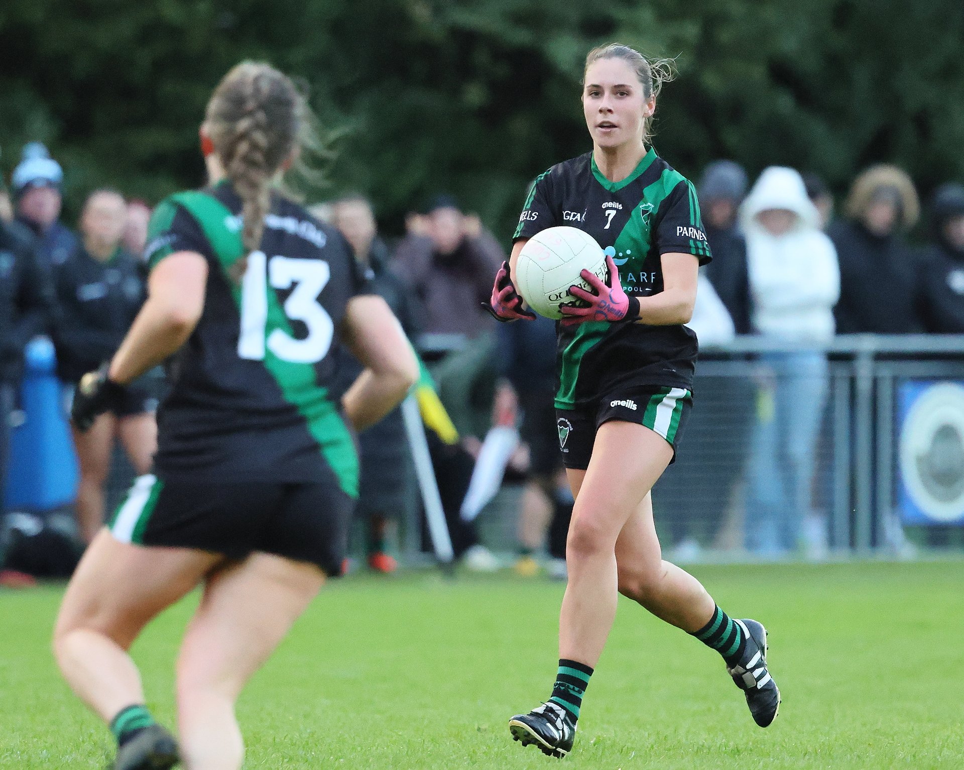 Aoife Manning (Pobal Parnell) in action vs St Maurs in the Go Ahead Ireland Intermediate championship final. Oct 4th. Credit Maurice Grehan Image