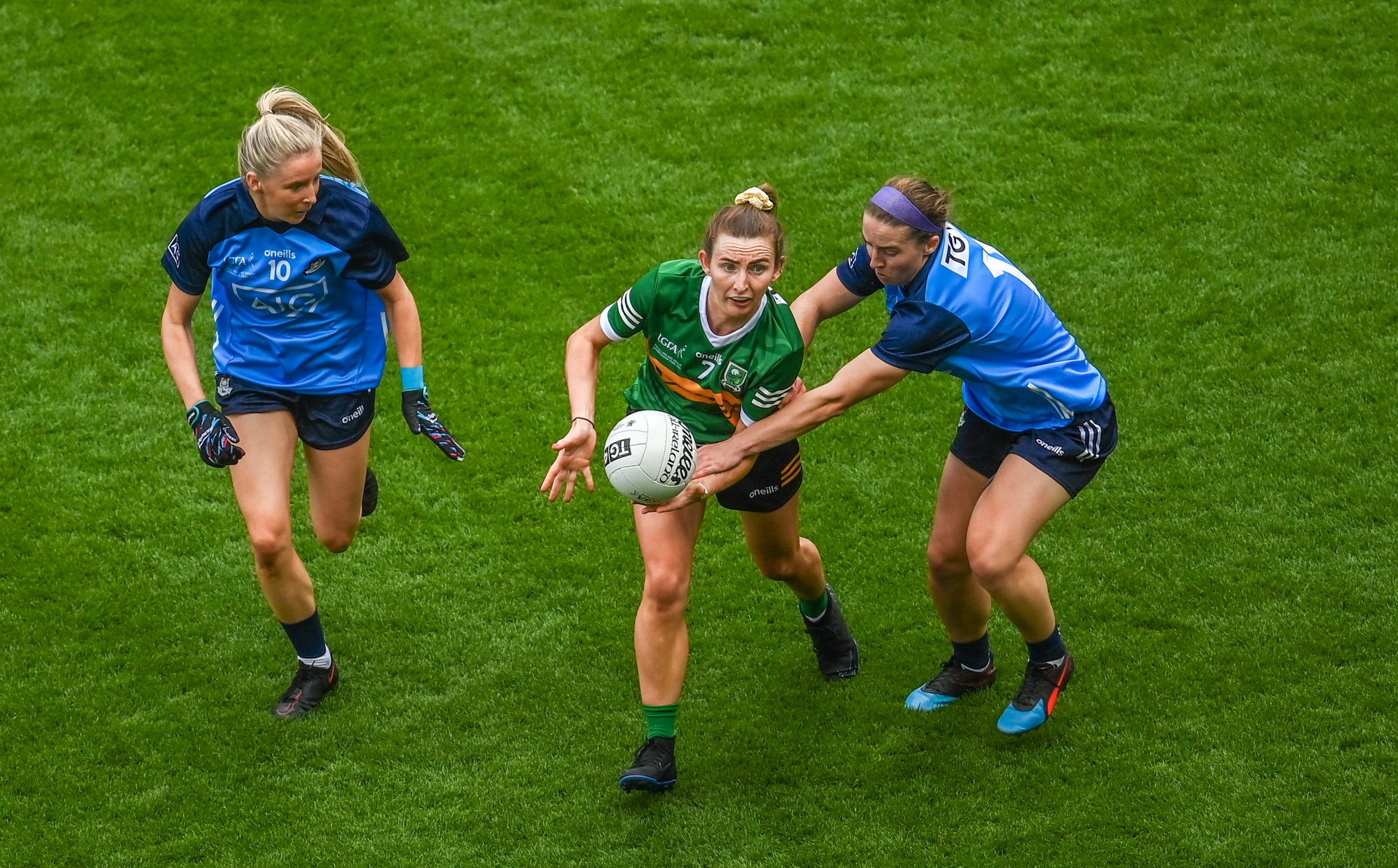 Dublin's Orlagh Nolan and Caoimhe O'Connor close in on Kerry's Cáit Lynch during the 2023 TG4 All Ireland final. The last championship encounter between the two sides. Image credit Sportsfile.  Image