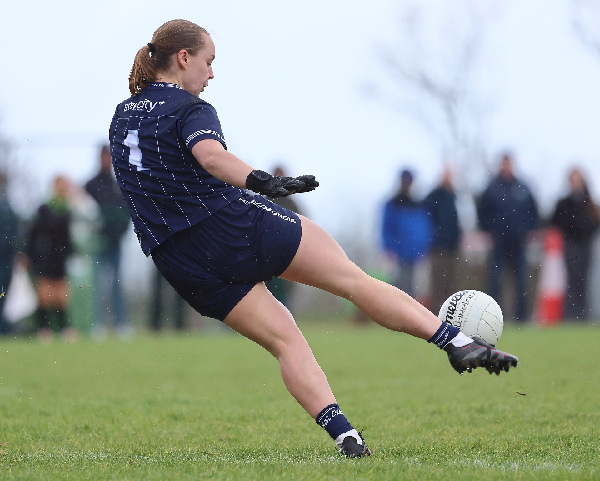 Abby Shiels (Lucan Sarsfields) in action. Image credit Maurice Grehan Image